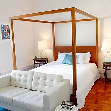 Magnolia Bed and Breakfast *