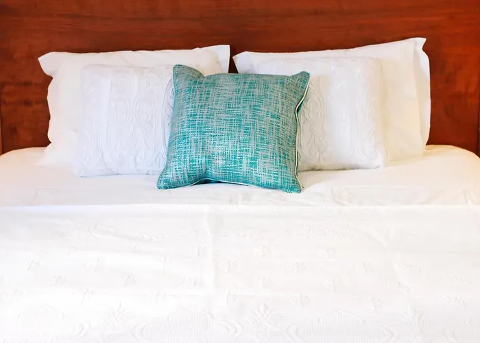 Magnolia Bed & Breakfast